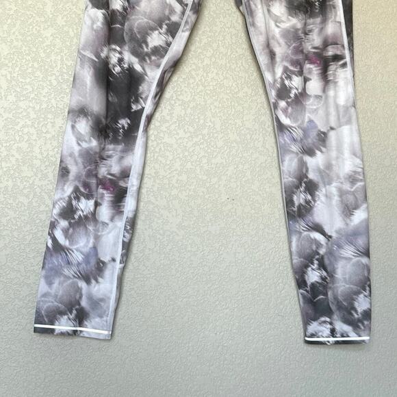 Athleta Run Free Winter Garden 7/8 Tight Gray Womens Size M 383959 - Picture 6 of 13